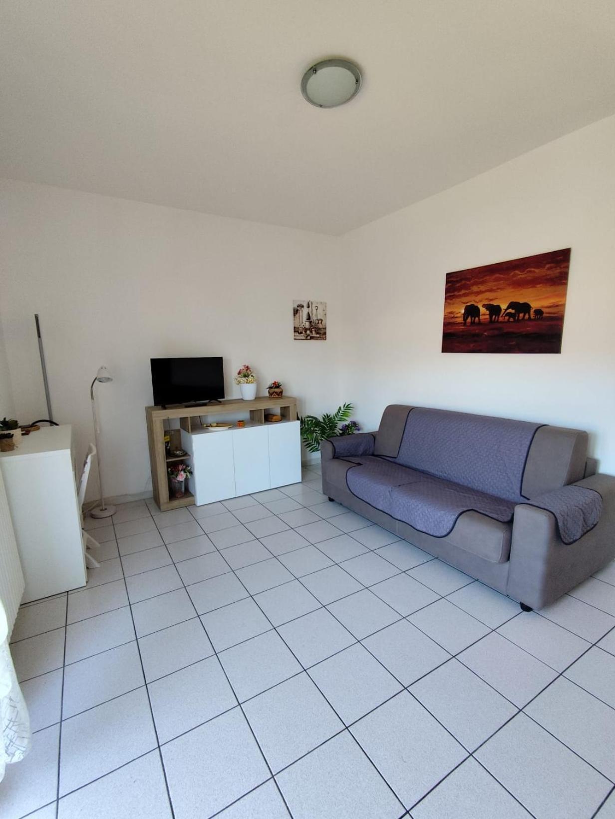 Residenza Tiziana Daire Luino Dış mekan fotoğraf